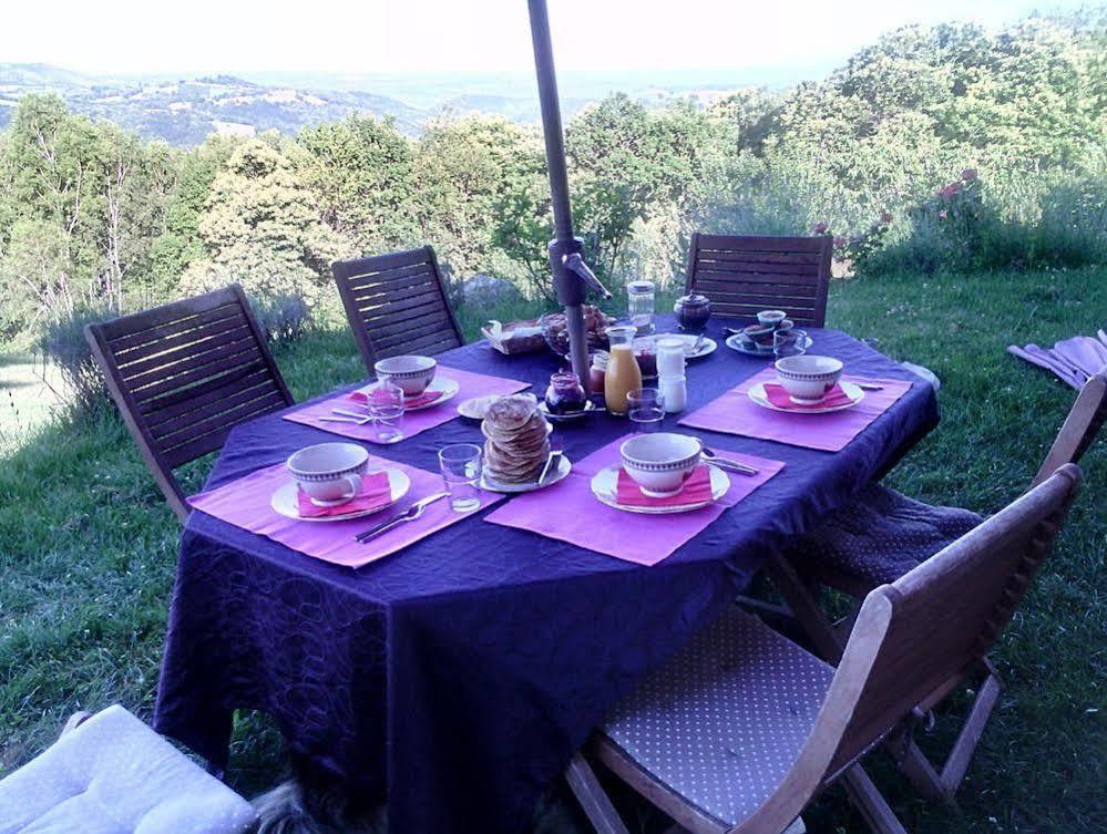 Bout De Cote Acomodação com café da manhã Lacam-dʼOurcet Exterior foto